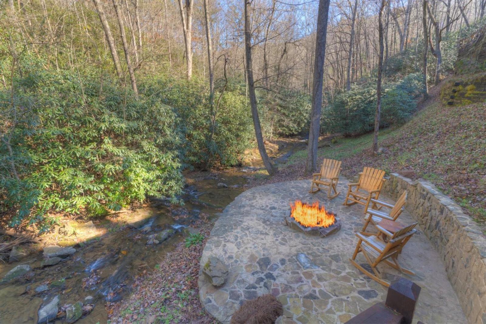 Rushing Waters - Creekside Cabin In North Ga 蓝岭 外观 照片