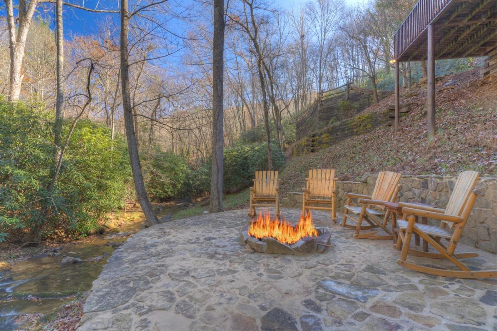 Rushing Waters - Creekside Cabin In North Ga 蓝岭 外观 照片